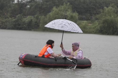 关于夫妻风雨同舟的句子