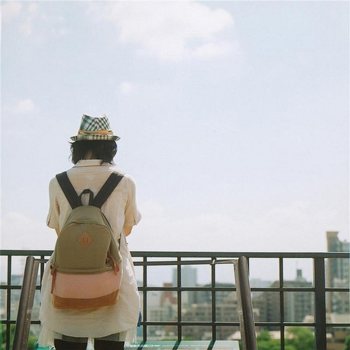伤感的句子想流眼泪长