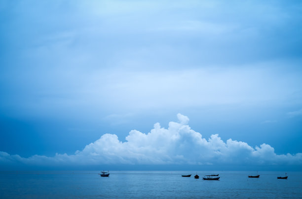 面朝大海的唯美句子 面朝大海的唯美句子