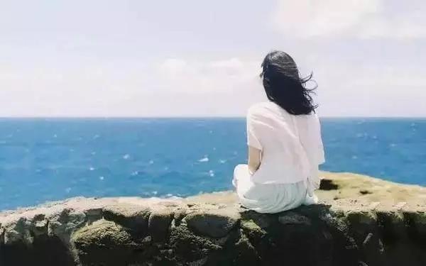 看透爱情想离婚的句子