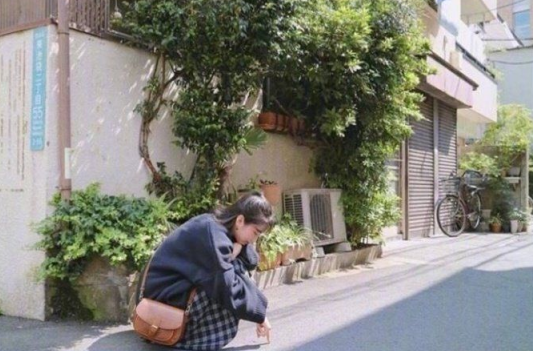 形容眼眸开心的句子