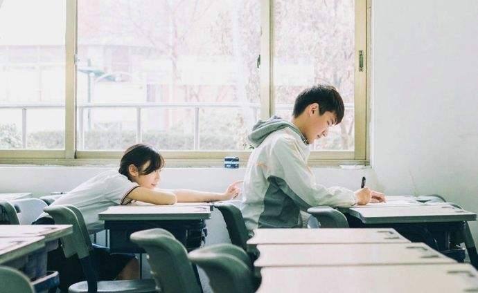 回忆校园青春的句子带图
