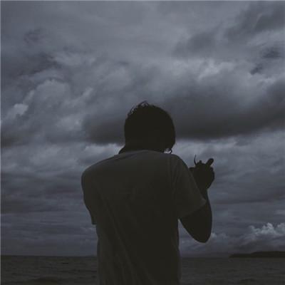 怀念友情的内涵句子说说心情短语