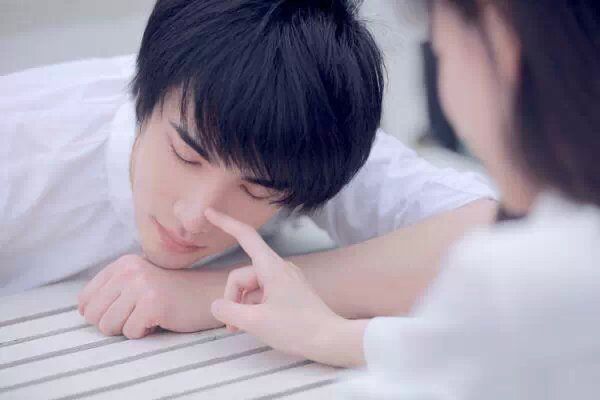 把男生撩到脸红的套路