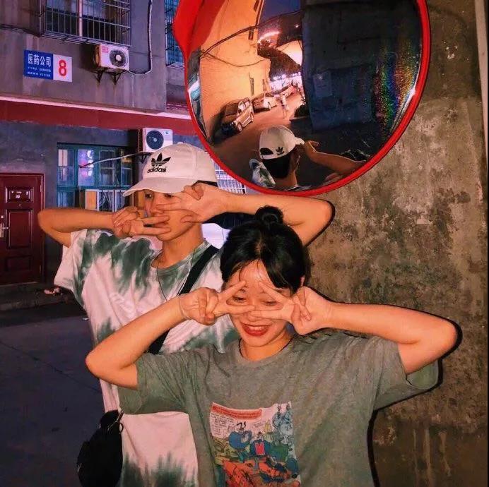 情侣感情升温的聊天话题